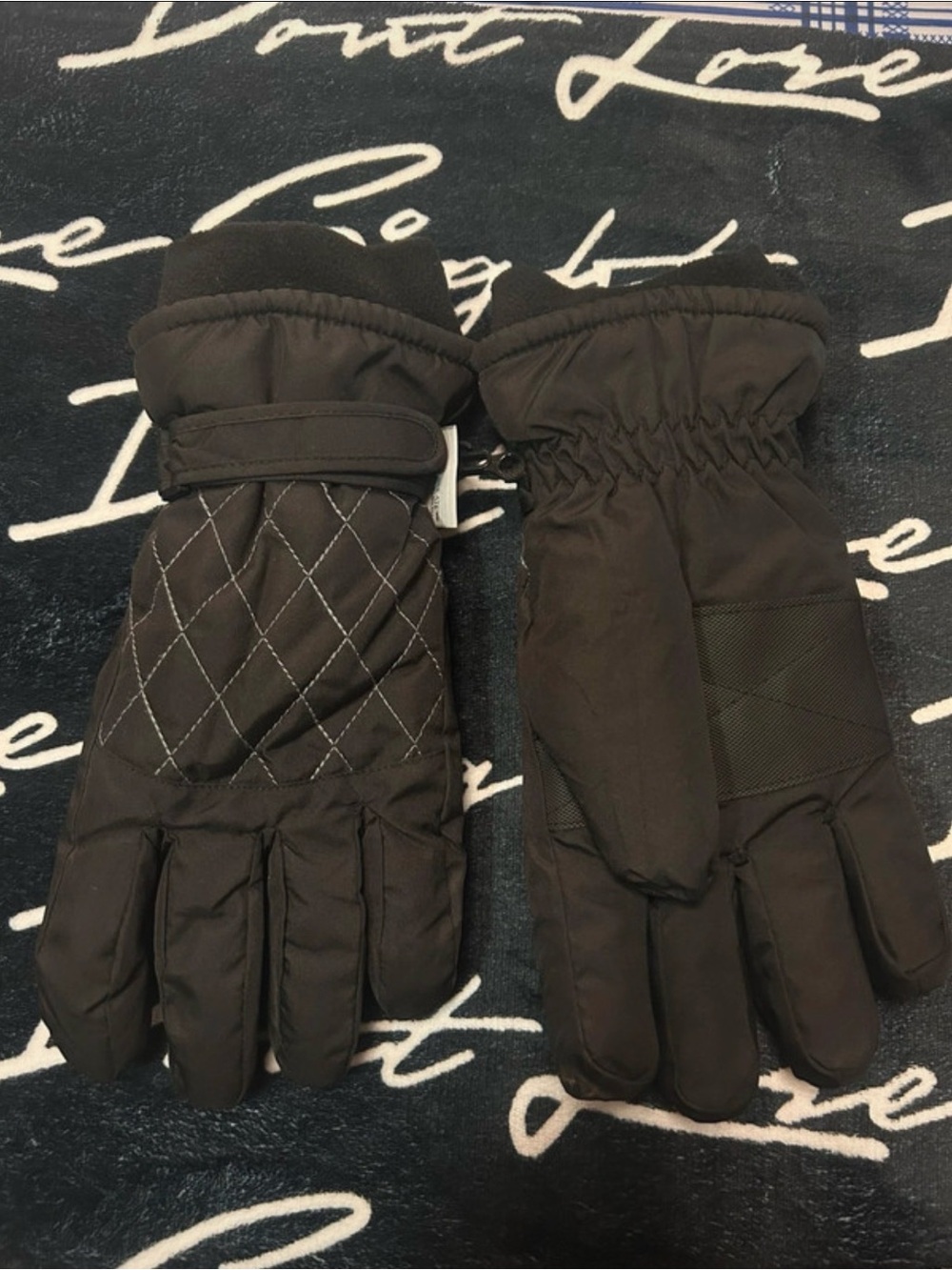 3M Thinsulate Black Quilted Men’s Winter Gloves
